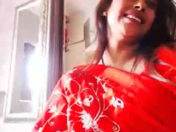 لبنانية جسمها قشطة تتناك بقوة