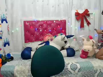 سوري يمارس اللواط مع صديقه