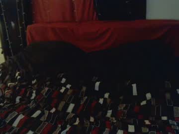 الاخ الفحل يستغل غياب ابوه وامه ينيك اخته الصغيرة